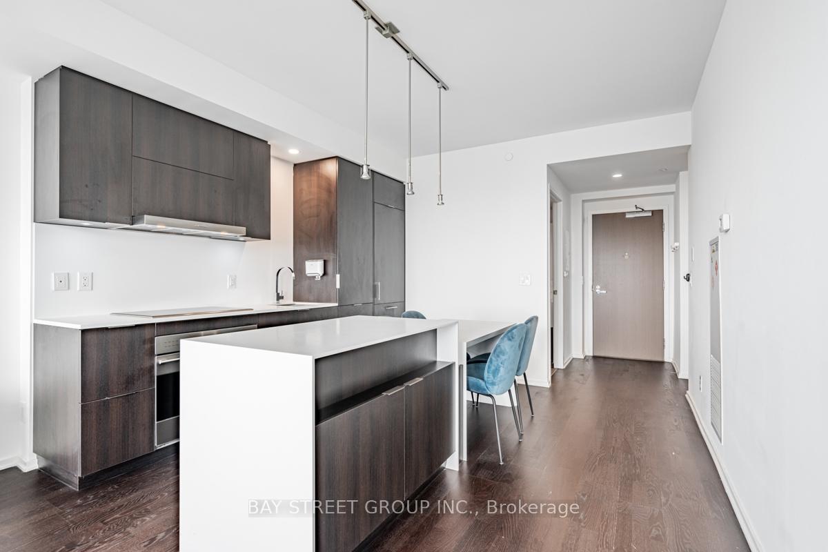 Photo 15 of Unit 5105, 1 Bloor Street E, Toronto, Church-Yonge Corridor — HOMEH