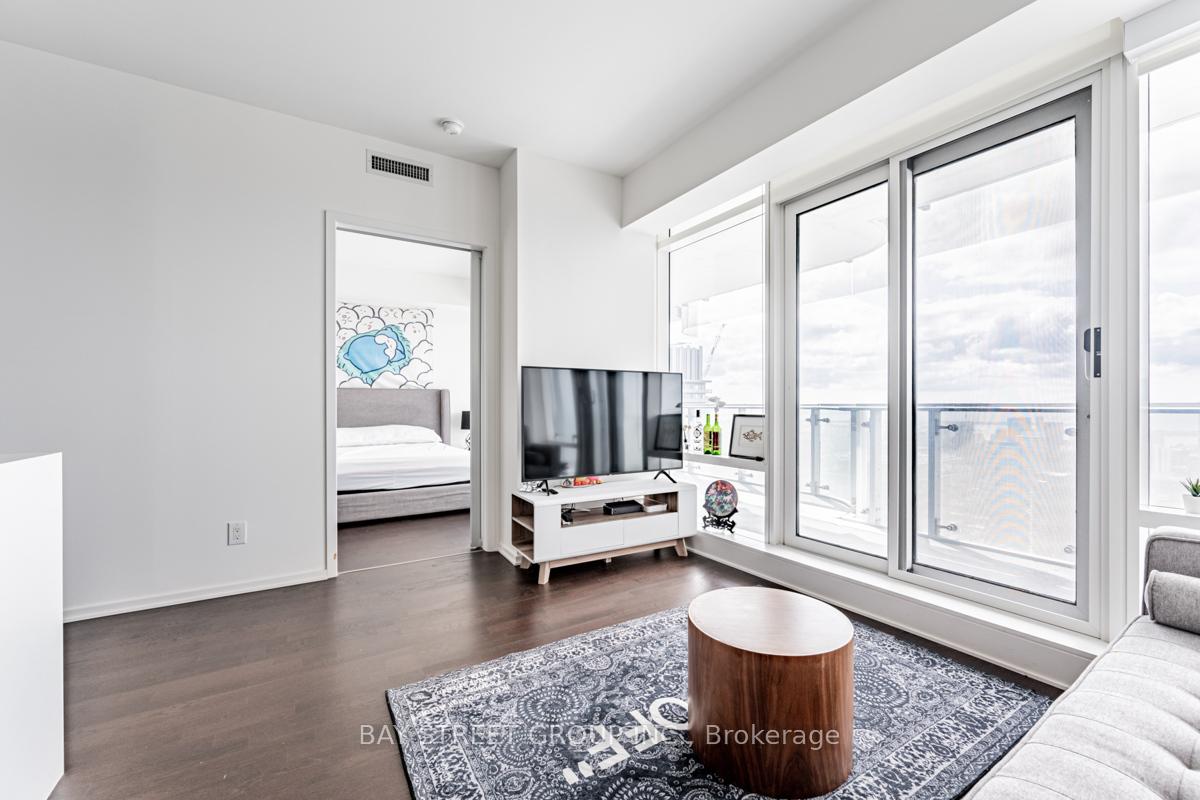 Photo 13 of Unit 5105, 1 Bloor Street E, Toronto, Church-Yonge Corridor — HOMEH