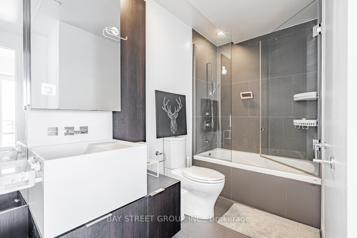 Photo 21 of Unit 5105, 1 Bloor Street E, Toronto, Church-Yonge Corridor — HOMEH