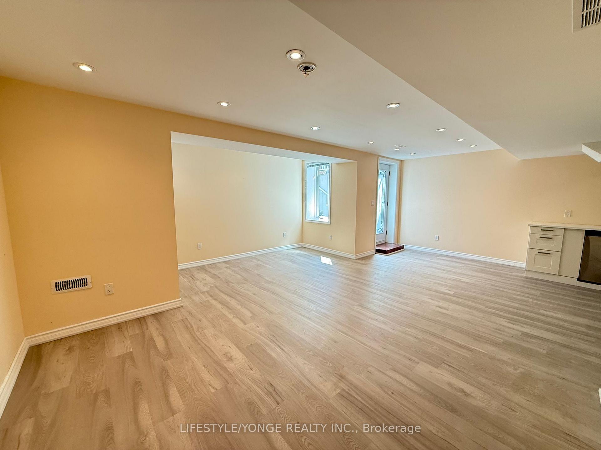 Photo 1 of Unit Bsmt, 278 Ivy Jay Crescent, Aurora, Bayview Northeast — HOMEH