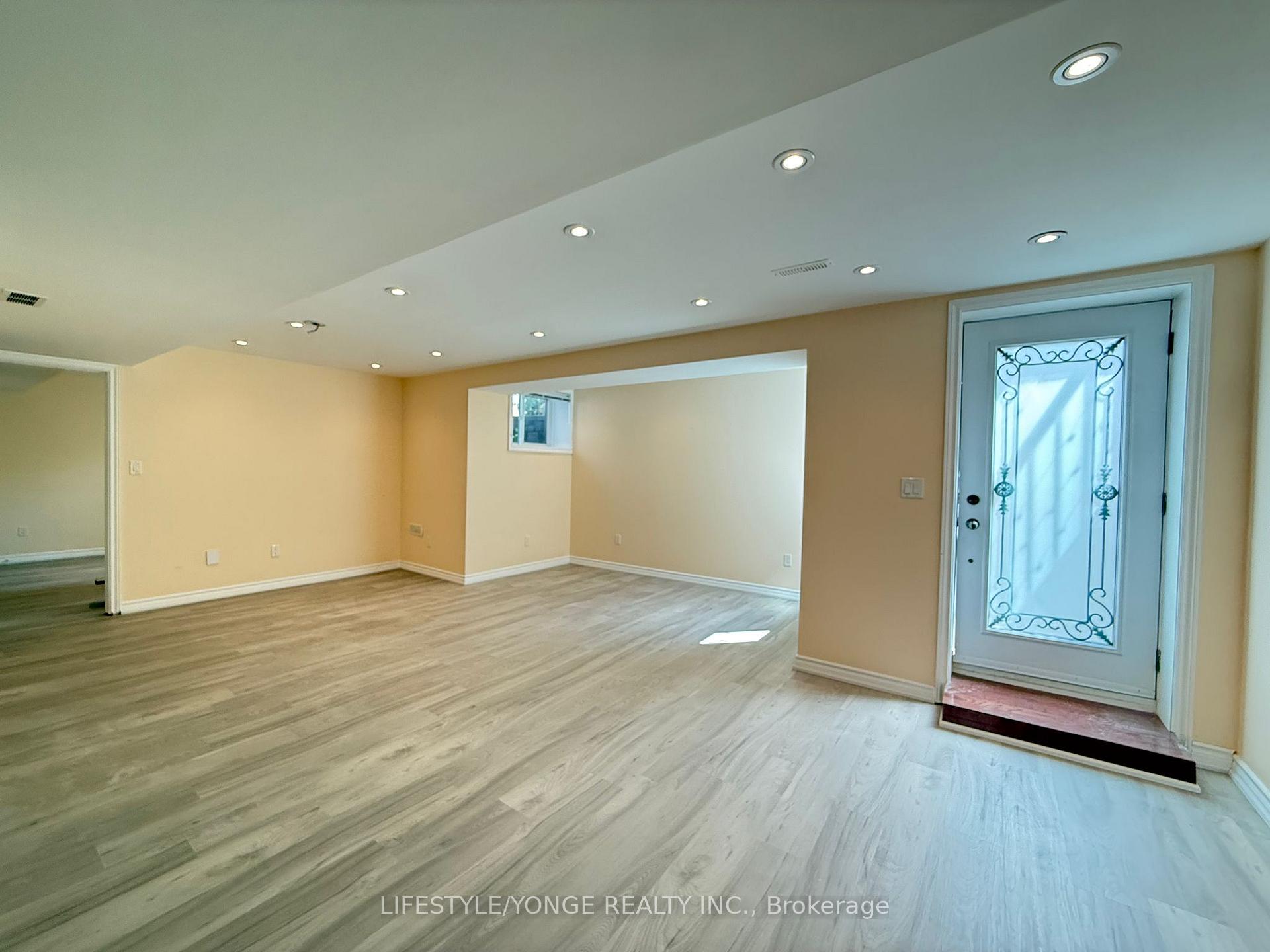 Photo 5 of Unit Bsmt, 278 Ivy Jay Crescent, Aurora, Bayview Northeast — HOMEH