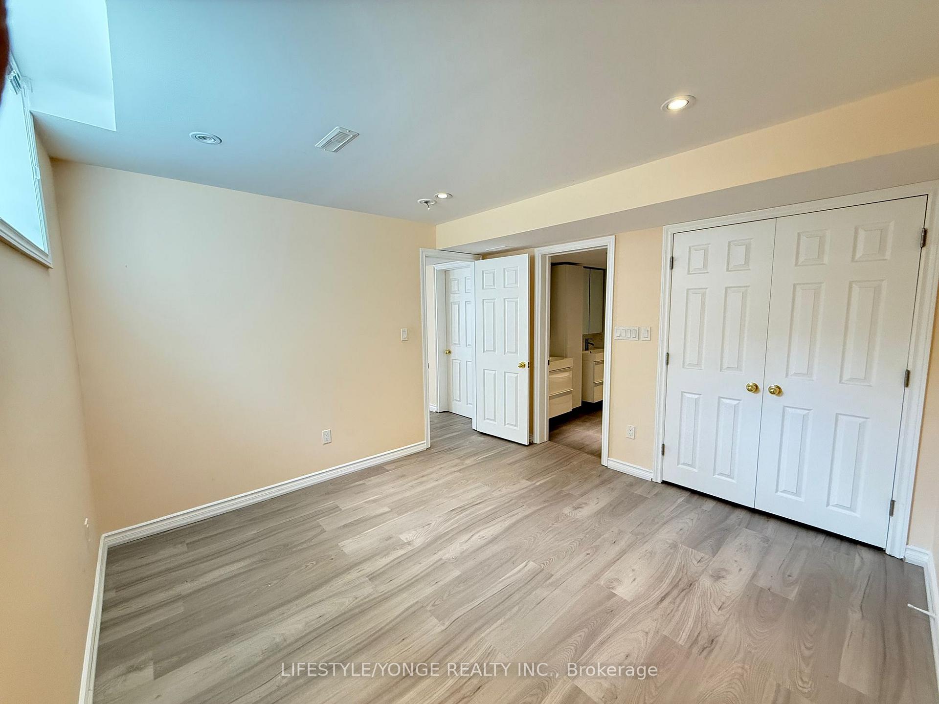 Photo 4 of Unit Bsmt, 278 Ivy Jay Crescent, Aurora, Bayview Northeast — HOMEH