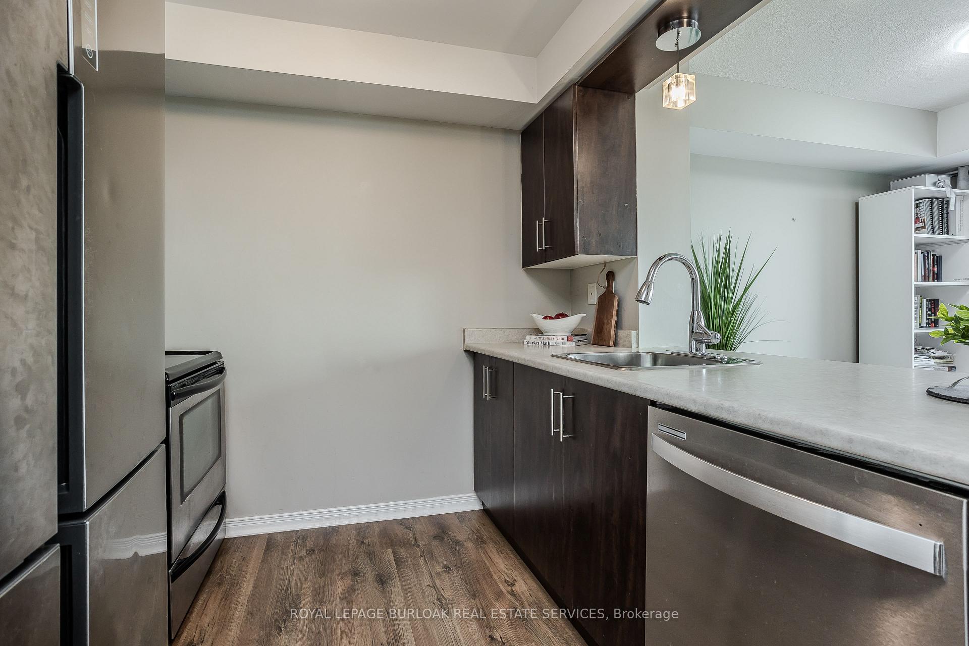 Photo 9 of Unit 602, 215 Queen Street E, Brampton, Queen Street Corridor — HOMEH