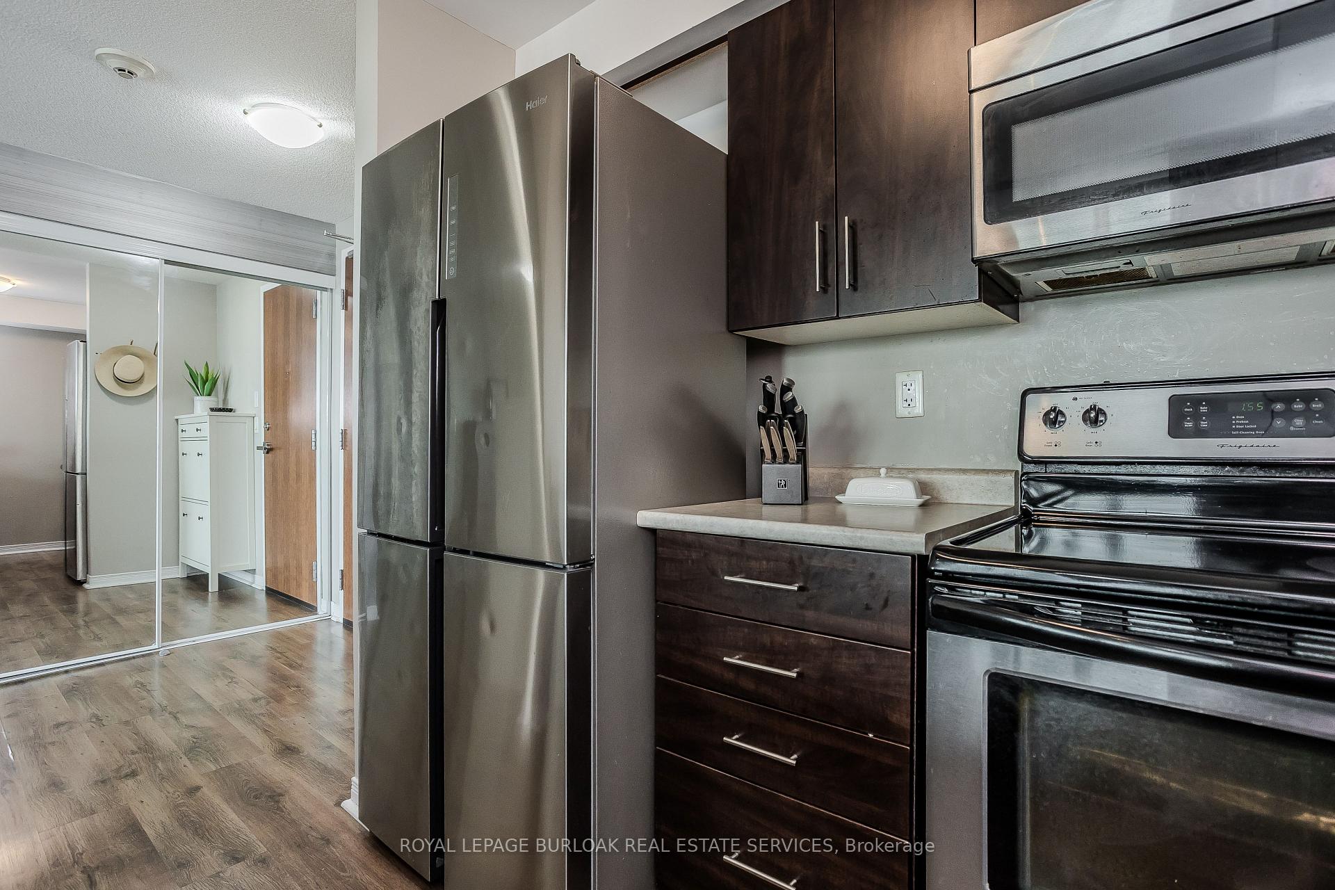 Photo 6 of Unit 602, 215 Queen Street E, Brampton, Queen Street Corridor — HOMEH