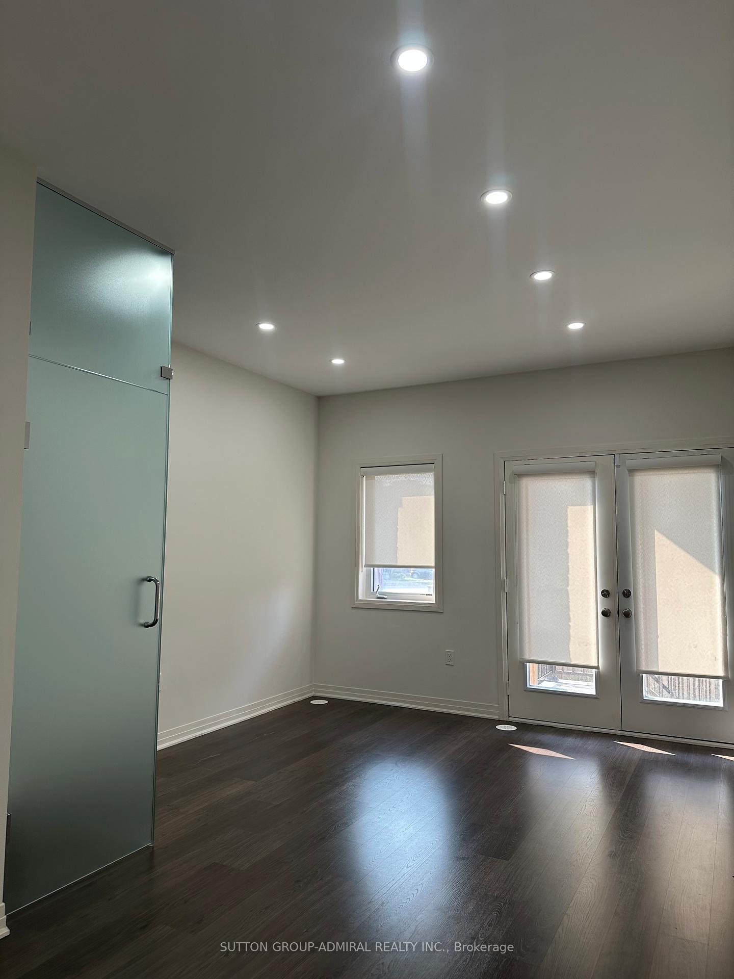 Photo 19 of 11 Arianna Crescent, Vaughan, Patterson — HOMEH