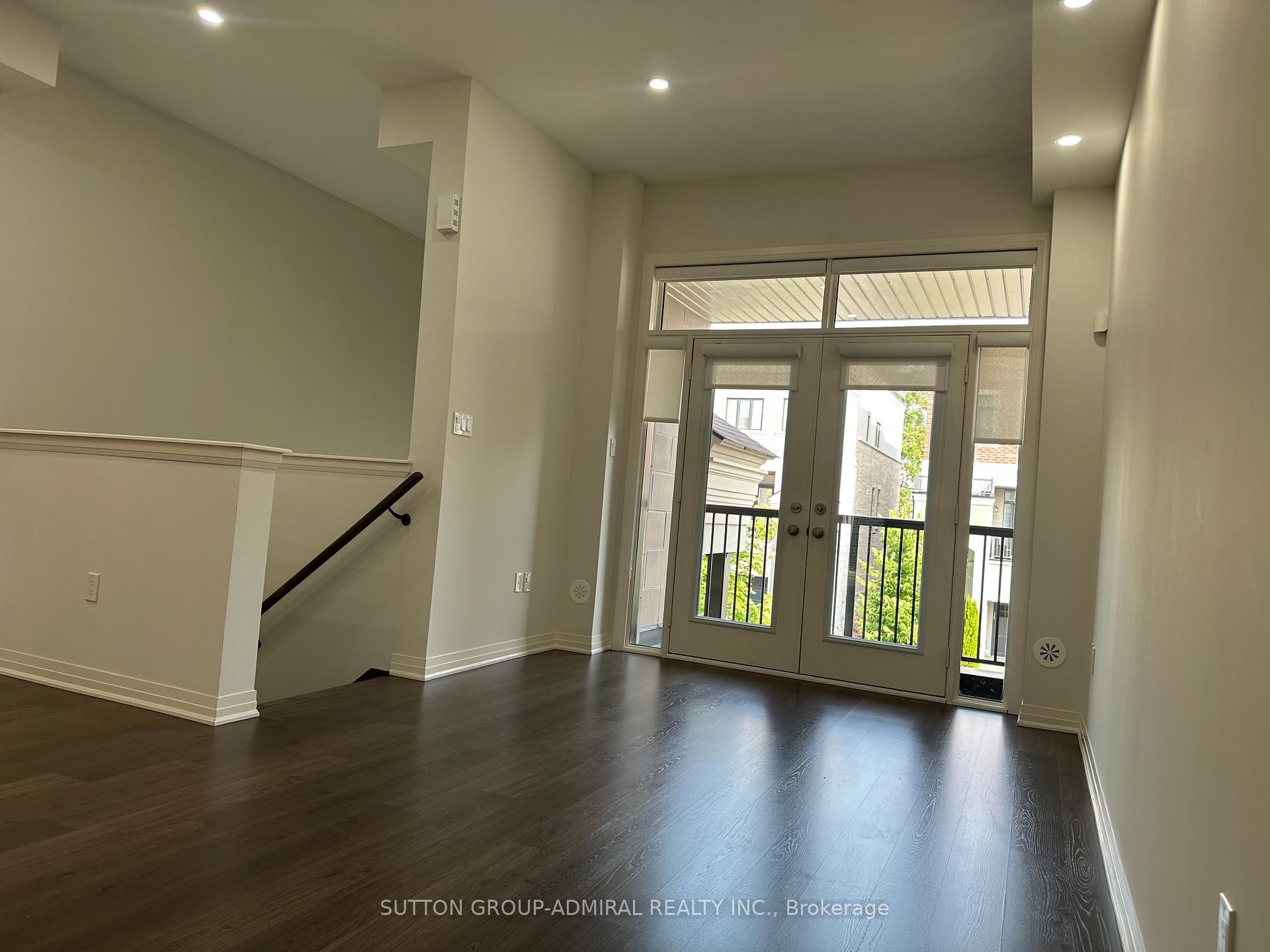 Photo 15 of 11 Arianna Crescent, Vaughan, Patterson — HOMEH