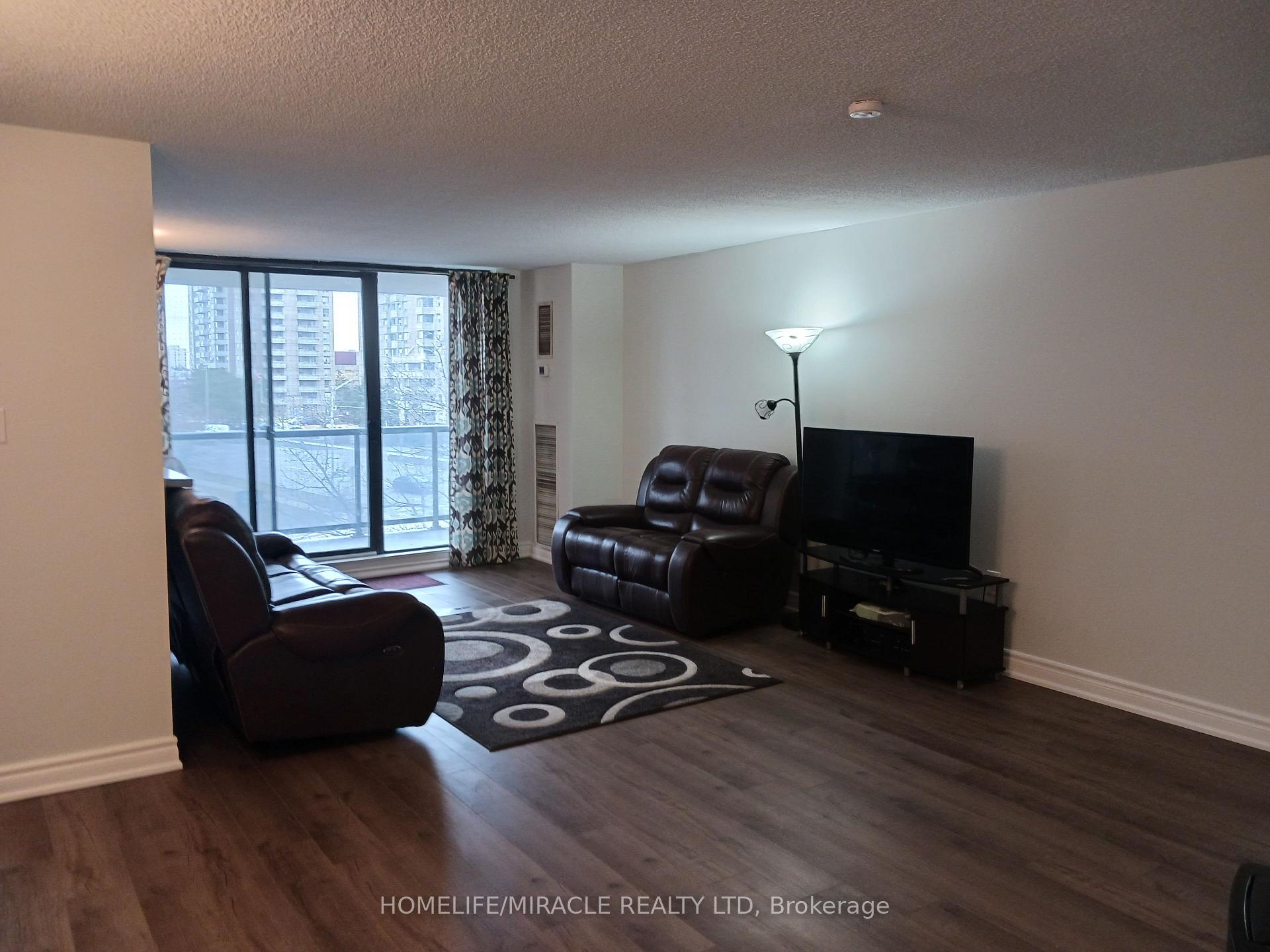 Photo 9 of Unit 410, 17 KnightsBridge Road, Brampton, Queen Street Corridor — HOMEH