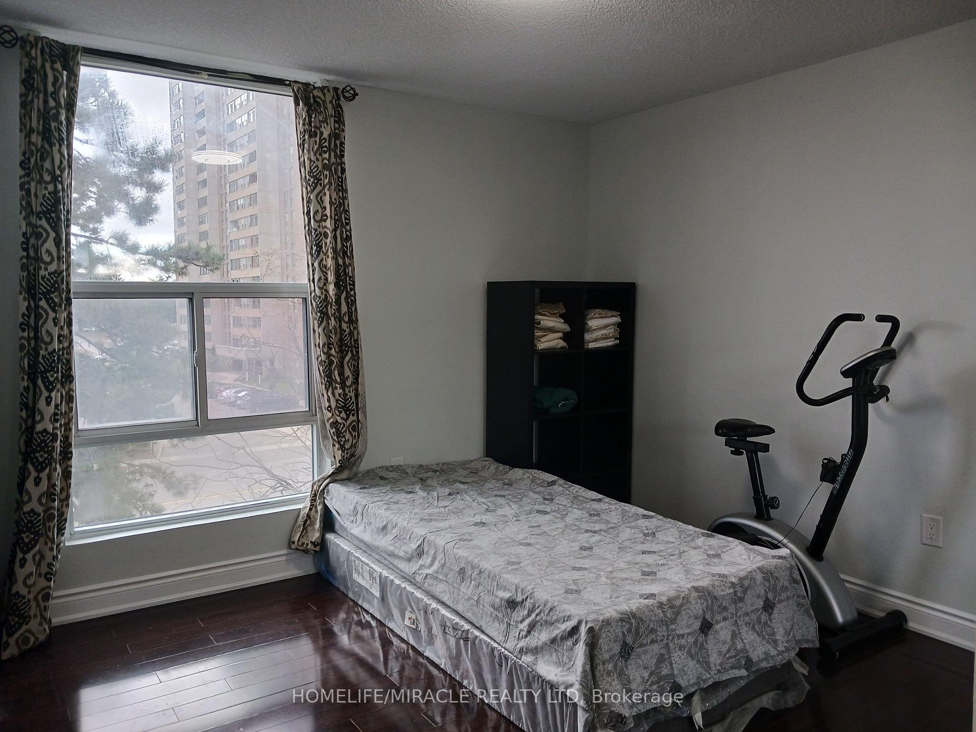 Photo 5 of Unit 410, 17 KnightsBridge Road, Brampton, Queen Street Corridor — HOMEH