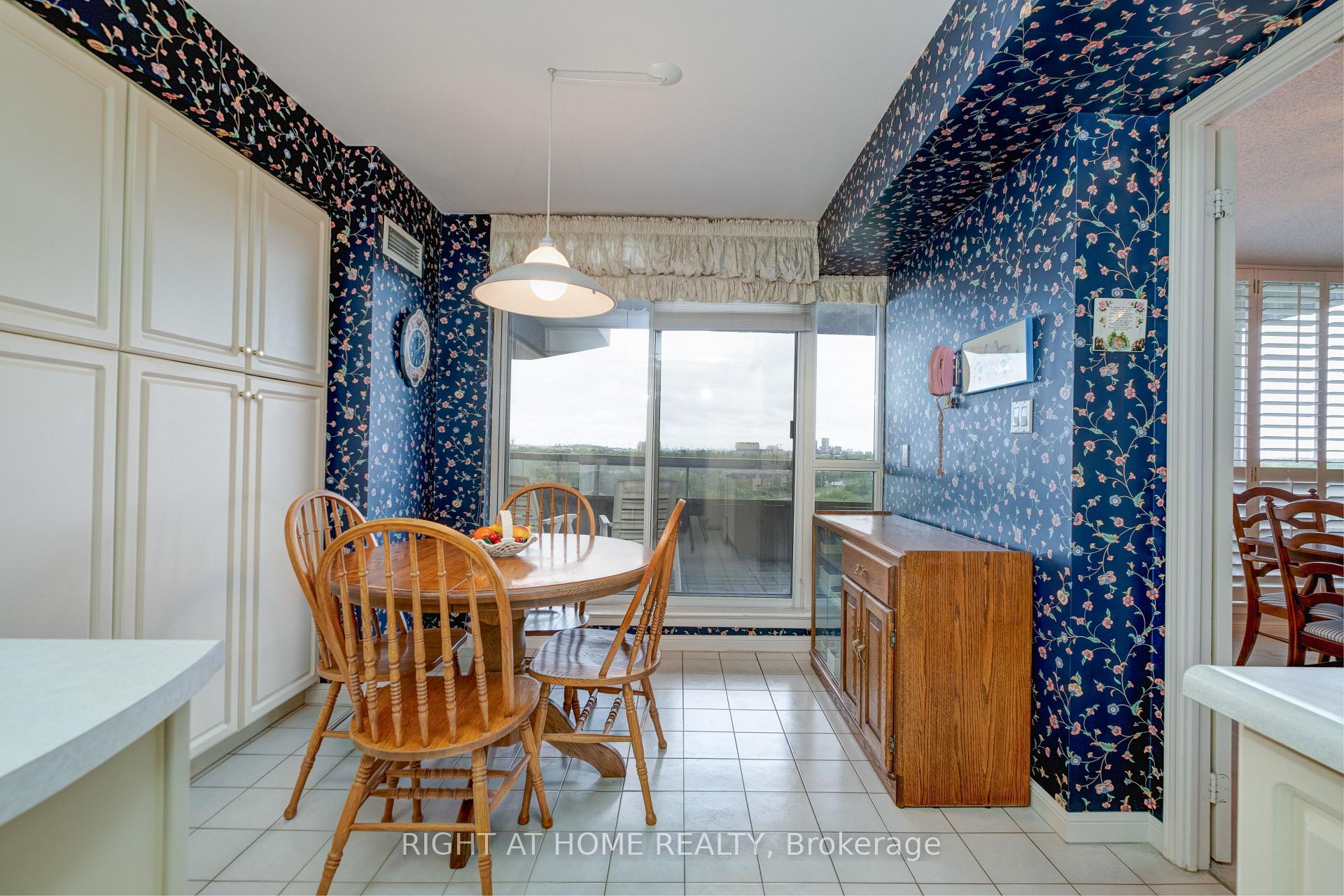 Photo 31 of Unit 914, 610 Bullock Drive, Markham, Markville — HOMEH