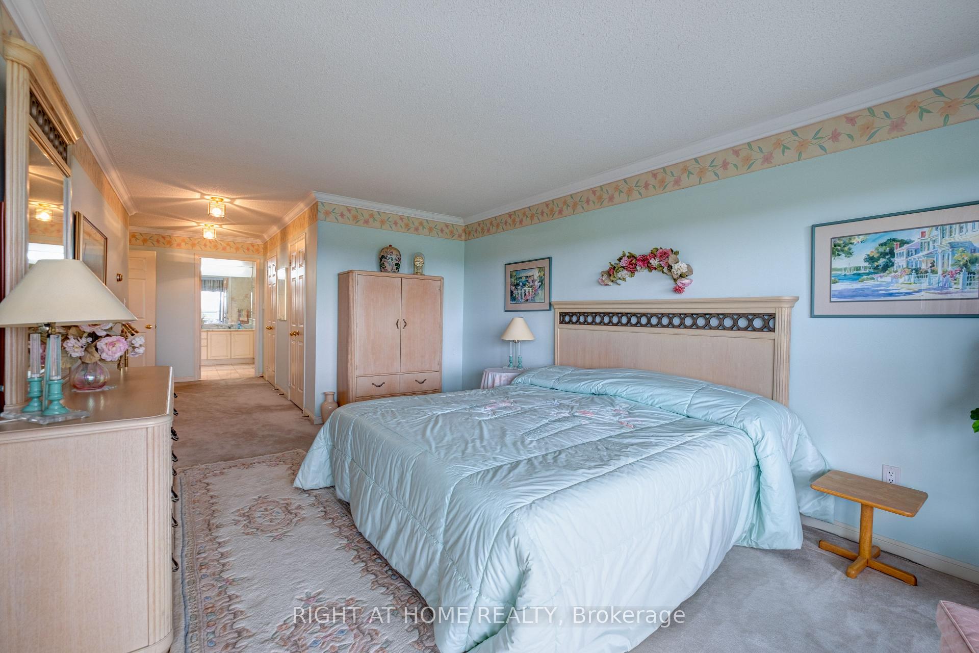 Photo 14 of Unit 914, 610 Bullock Drive, Markham, Markville — HOMEH
