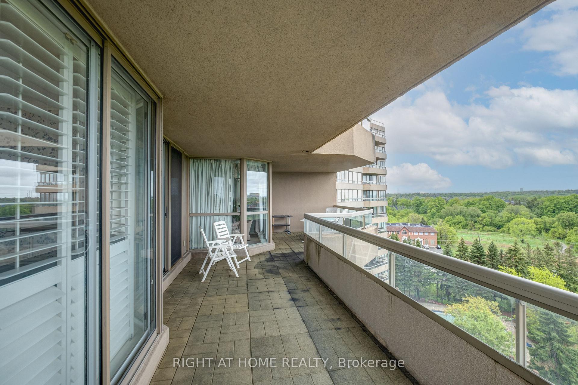 Photo 42 of Unit 914, 610 Bullock Drive, Markham, Markville — HOMEH