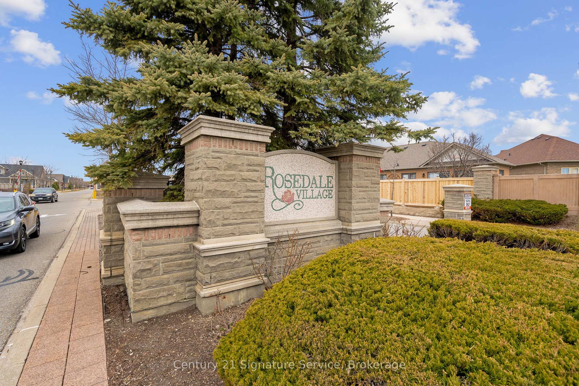 Photo 8 of Unit 212, 25 Via Rosedale Way, Brampton, Sandringham-Wellington — HOMEH