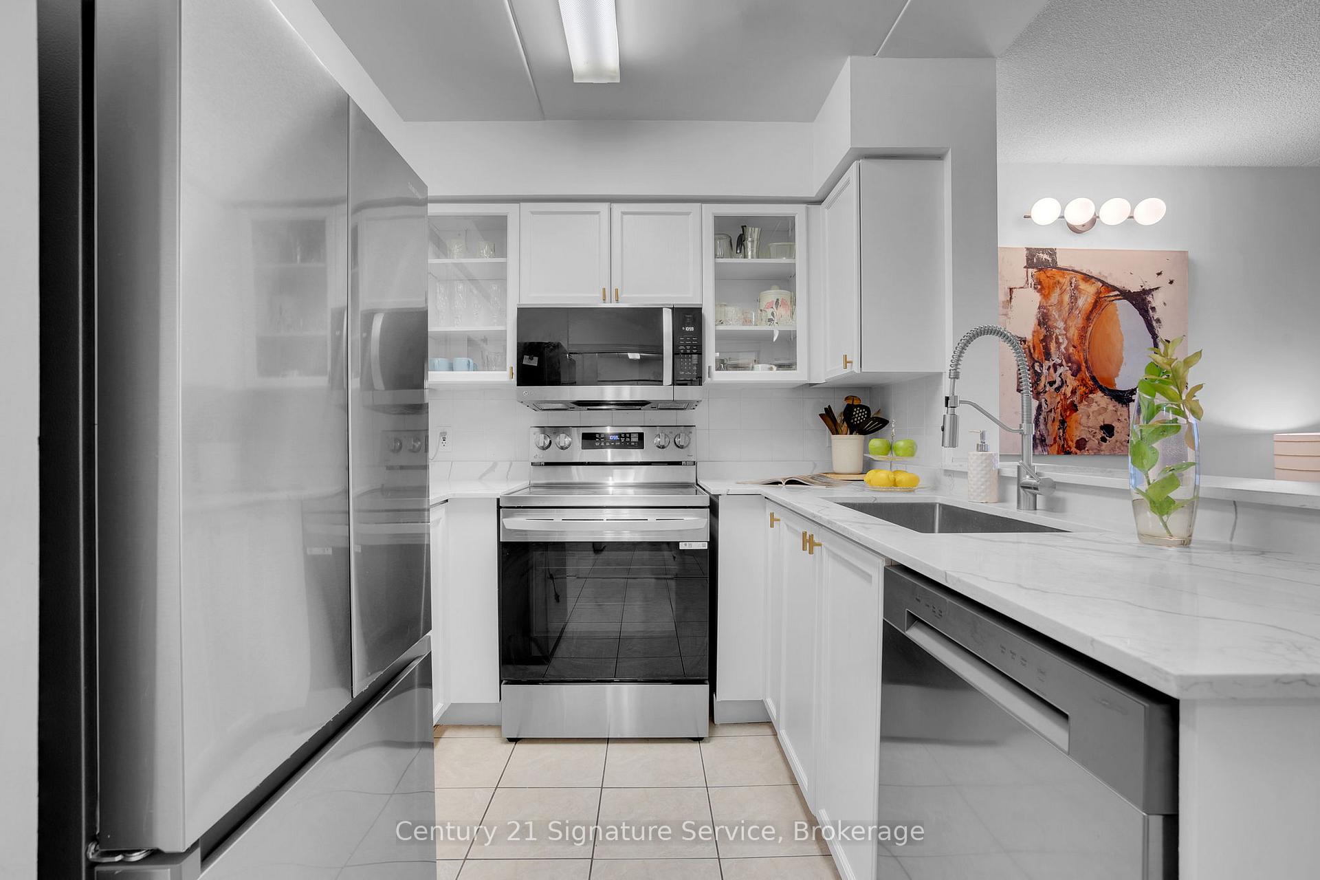 Photo 20 of Unit 212, 25 Via Rosedale Way, Brampton, Sandringham-Wellington — HOMEH