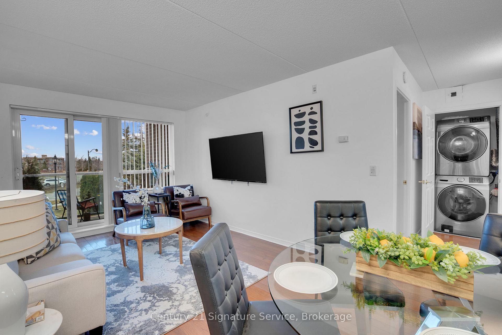Photo 18 of Unit 212, 25 Via Rosedale Way, Brampton, Sandringham-Wellington — HOMEH