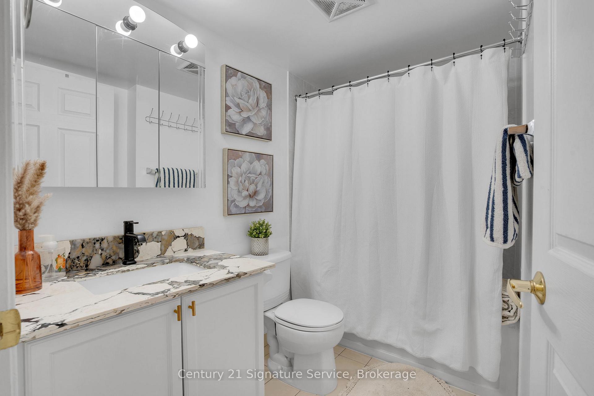 Photo 22 of Unit 212, 25 Via Rosedale Way, Brampton, Sandringham-Wellington — HOMEH