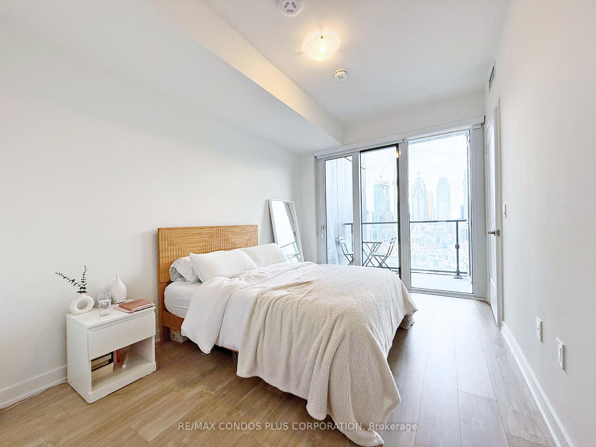 Photo 10 of Unit 2230, 135 Lower Sherbourne Street, Toronto, Waterfront Communities — HOMEH