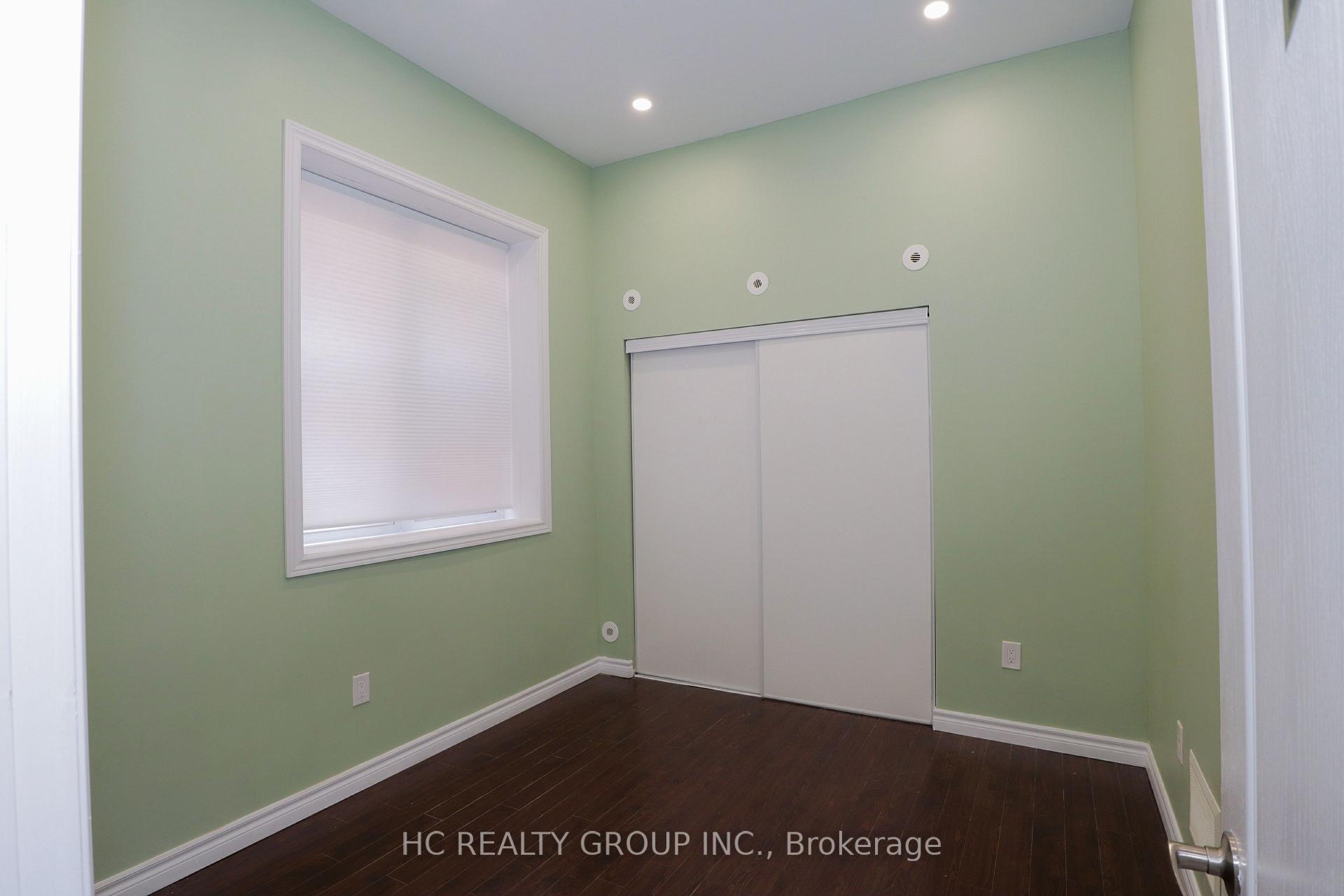 Photo 4 of Unit 2, 2725 Bur Oak Avenue, Markham, Cornell — HOMEH