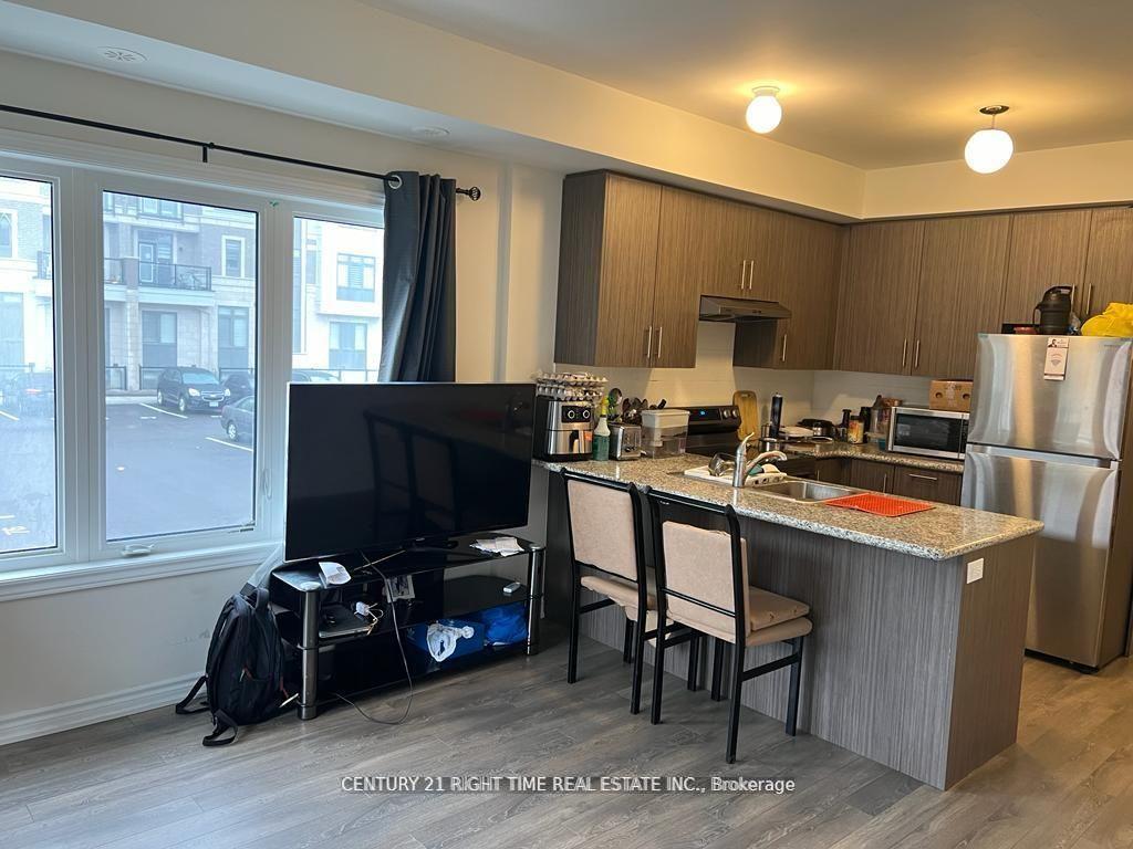 Photo 2 of Unit G 30 (310), 10 Halliford Place, Brampton, Goreway Drive Corridor — HOMEH