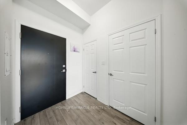 Photo 3 of Unit 1108, 200 Lagerfeld Drive, Brampton, Brampton North — HOMEH