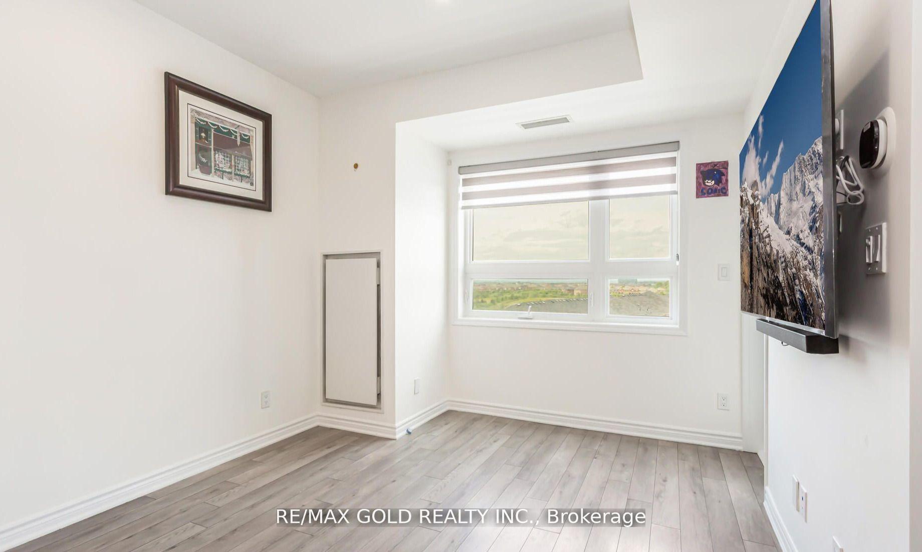 Photo 5 of Unit 521, 200 Lagerfeld Drive, Brampton, Northwest Brampton — HOMEH