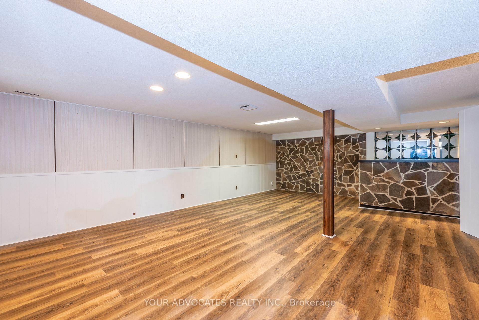 Photo 25 of 7 Pringle Avenue, Markham, Markham Village — HOMEH