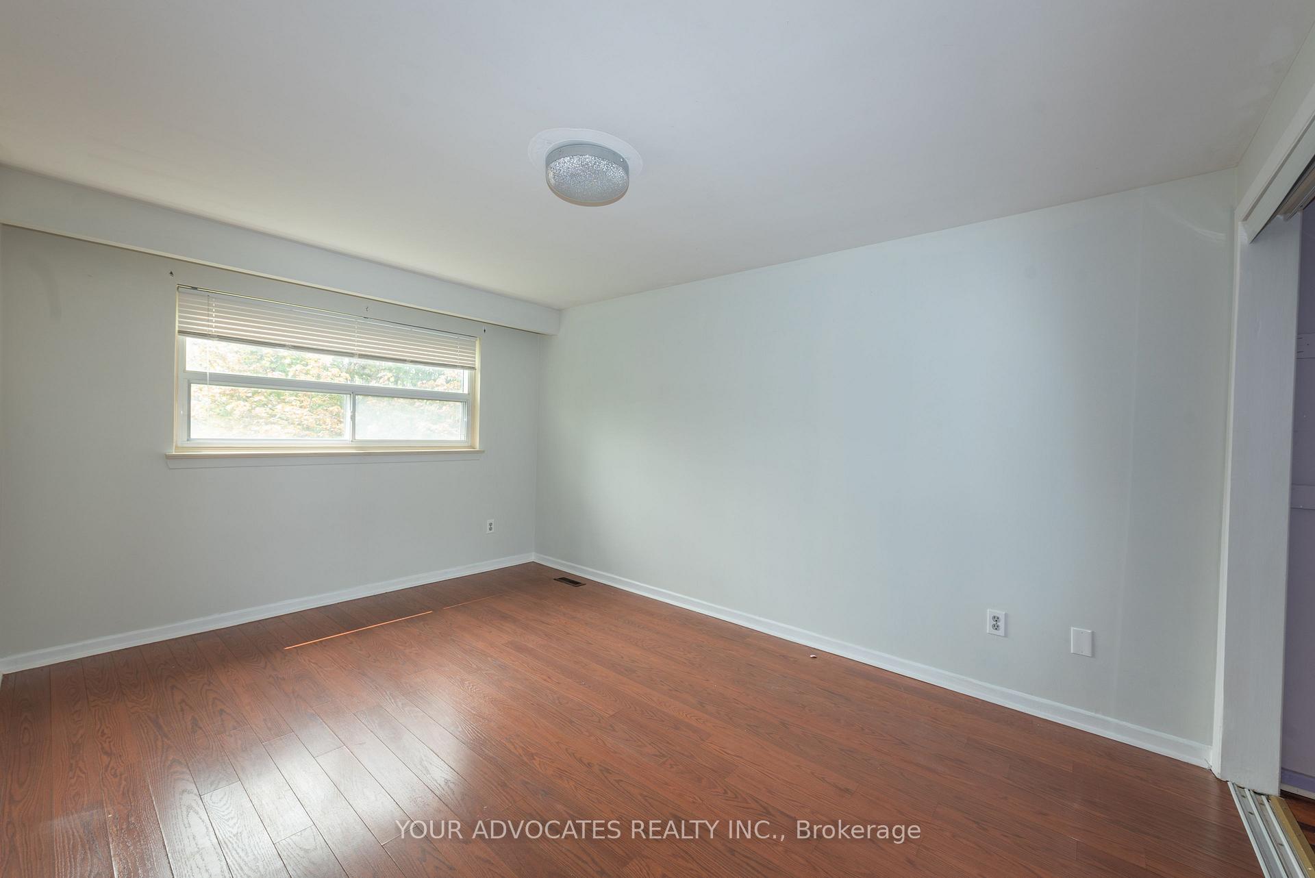 Photo 30 of 7 Pringle Avenue, Markham, Markham Village — HOMEH