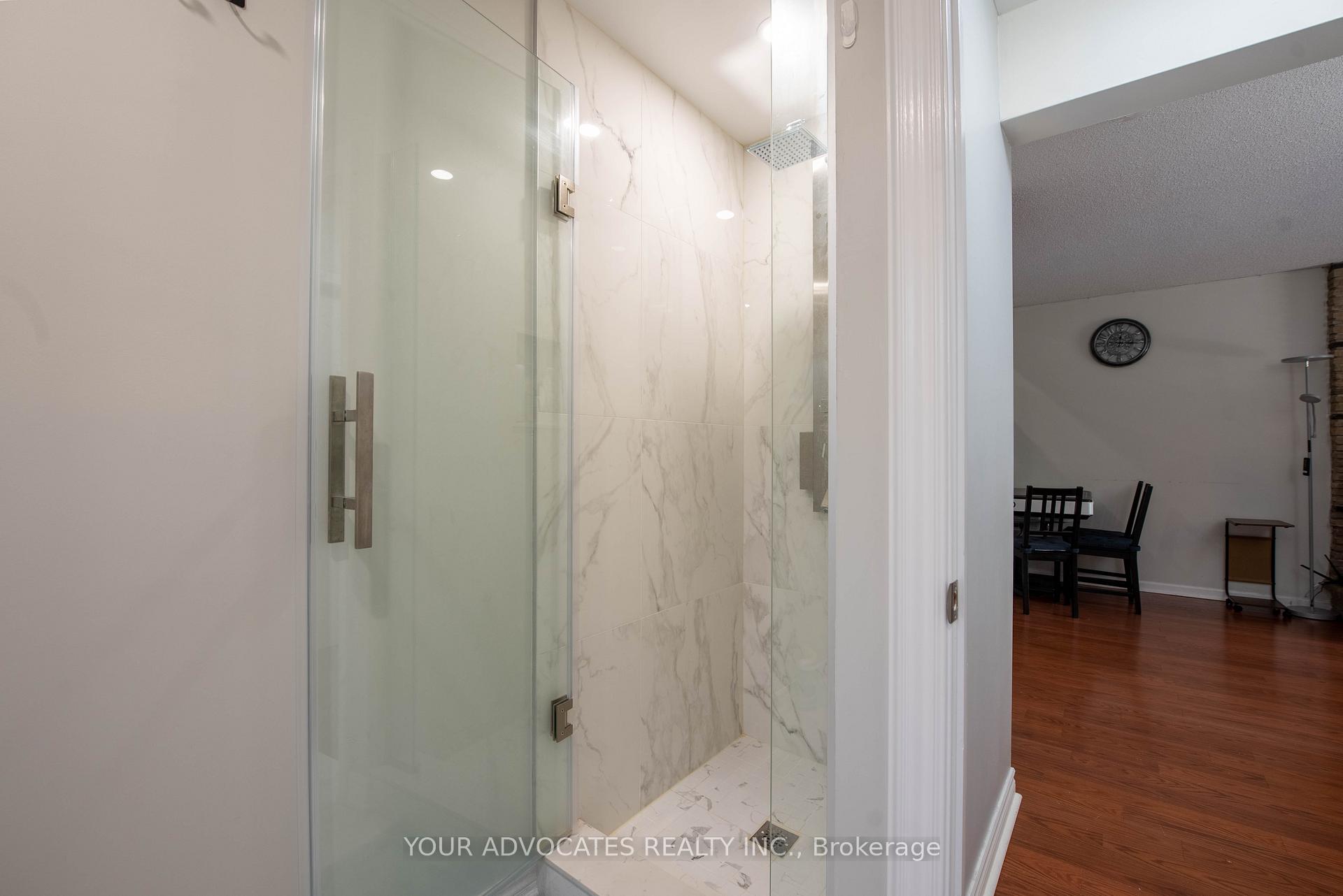 Photo 28 of 7 Pringle Avenue, Markham, Markham Village — HOMEH