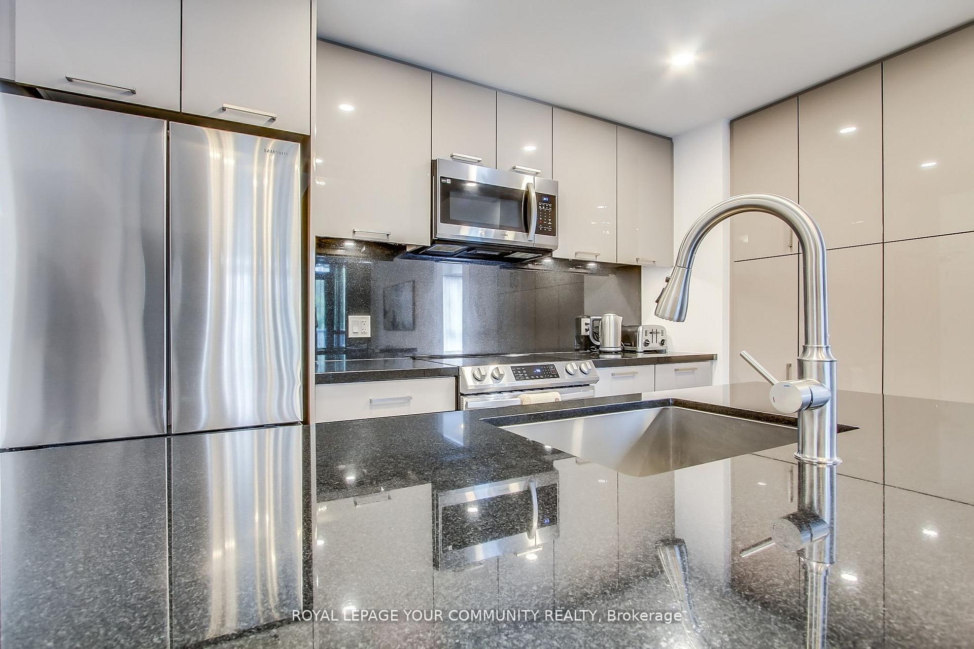 Photo 26 of Unit 342, 415 Sea Ray Avenue, Innisfil, Rural Innisfil — HOMEH