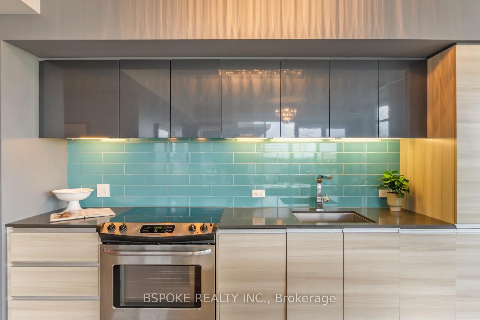 Photo 17 of Unit 805, 1190 Dundas Street E, Toronto, South Riverdale — HOMEH