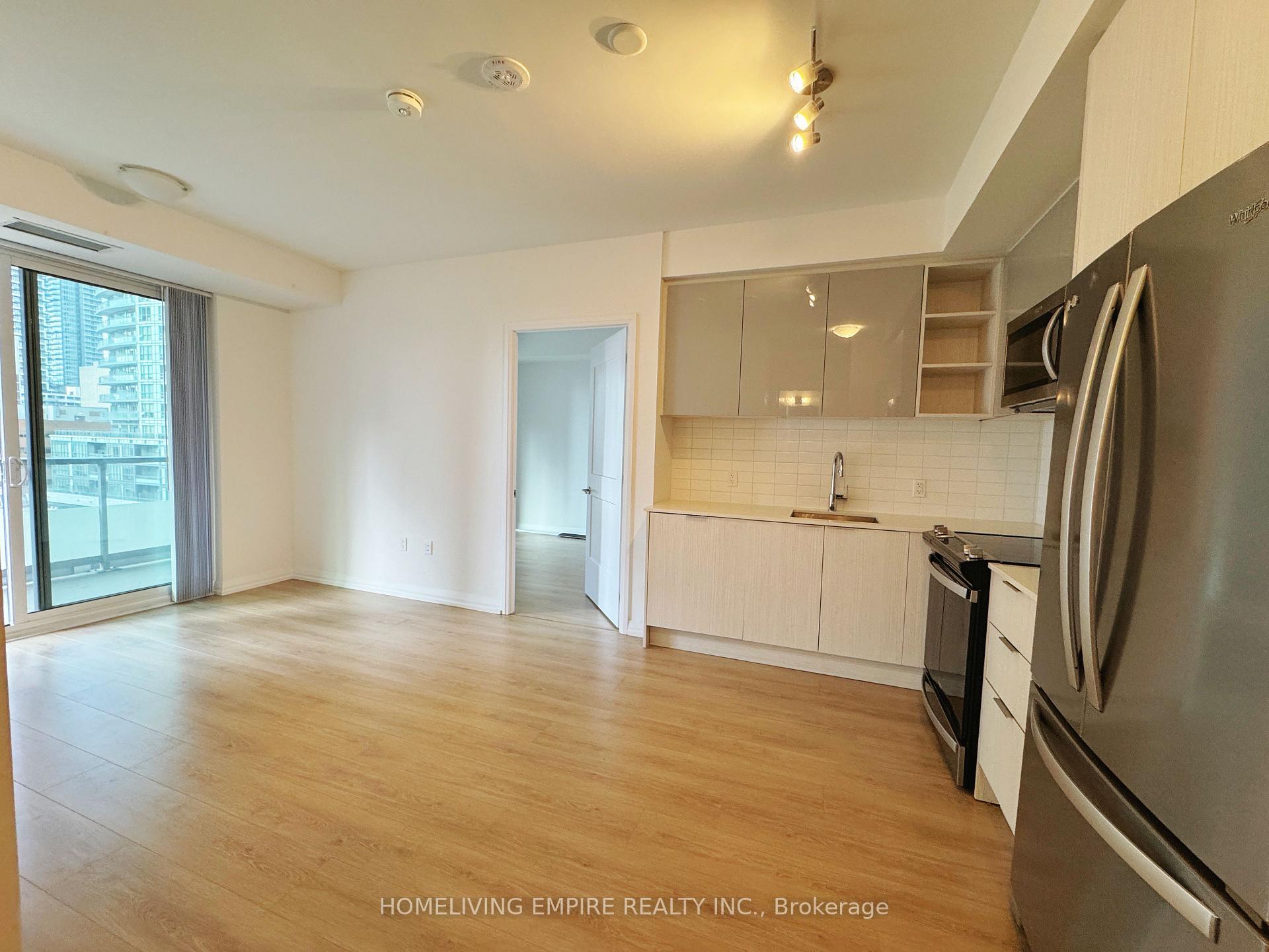 Photo 3 of Unit 918, 50 Dunfield Avenue, Toronto, Mount Pleasant West — HOMEH