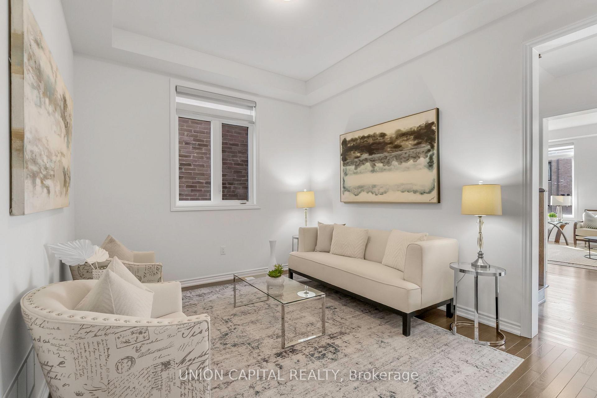 Photo 10 of 123 Halldorson Avenue, Aurora, Bayview Northeast — HOMEH