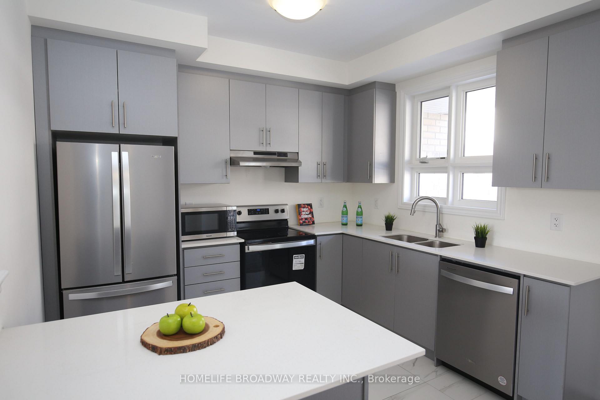 Photo 2 of 72 Imperial College Lane, Markham, Wismer — HOMEH