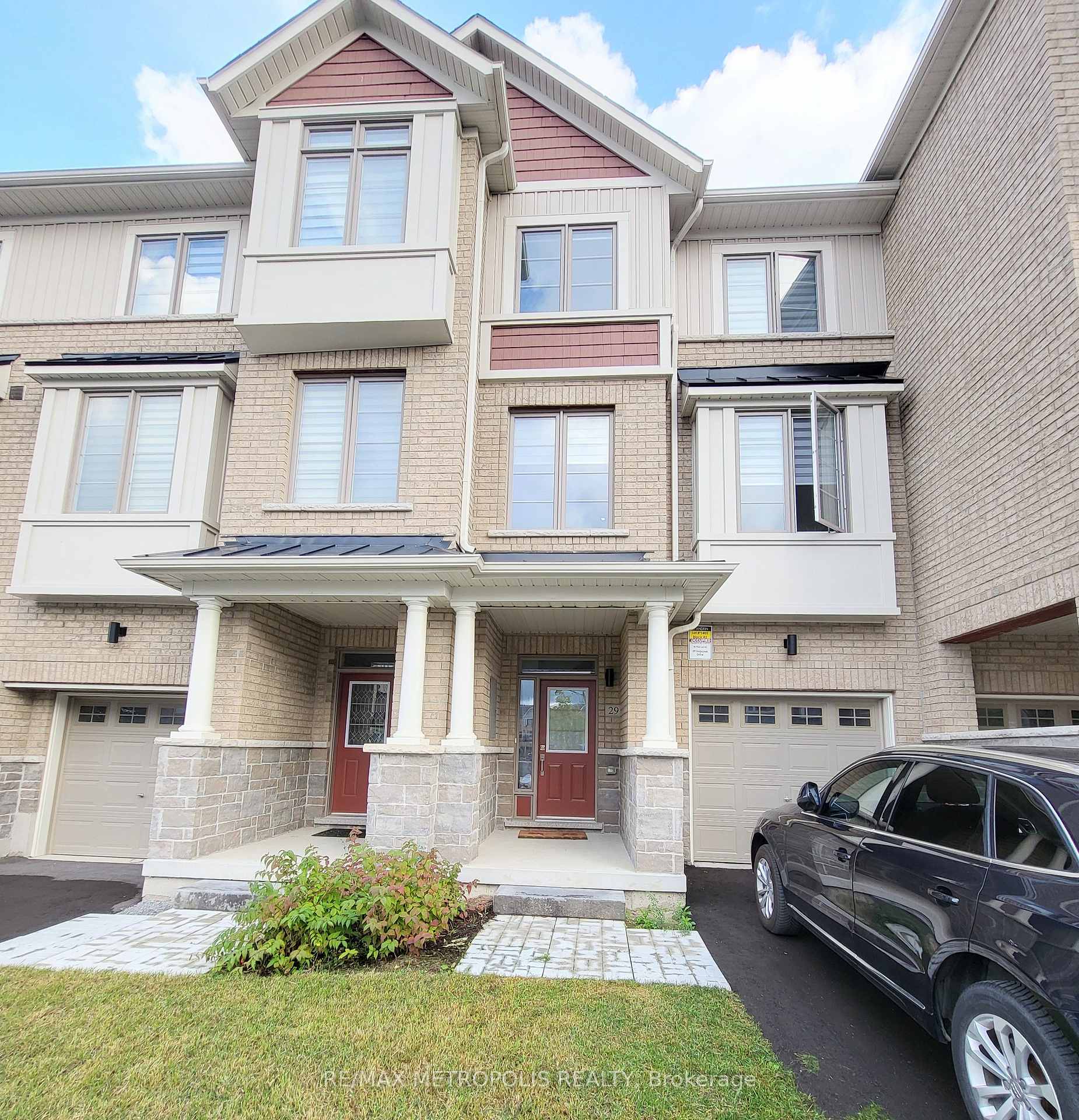 Photo 1 of 29 Sobczak Drive, Whitby, Port Whitby — HOMEH