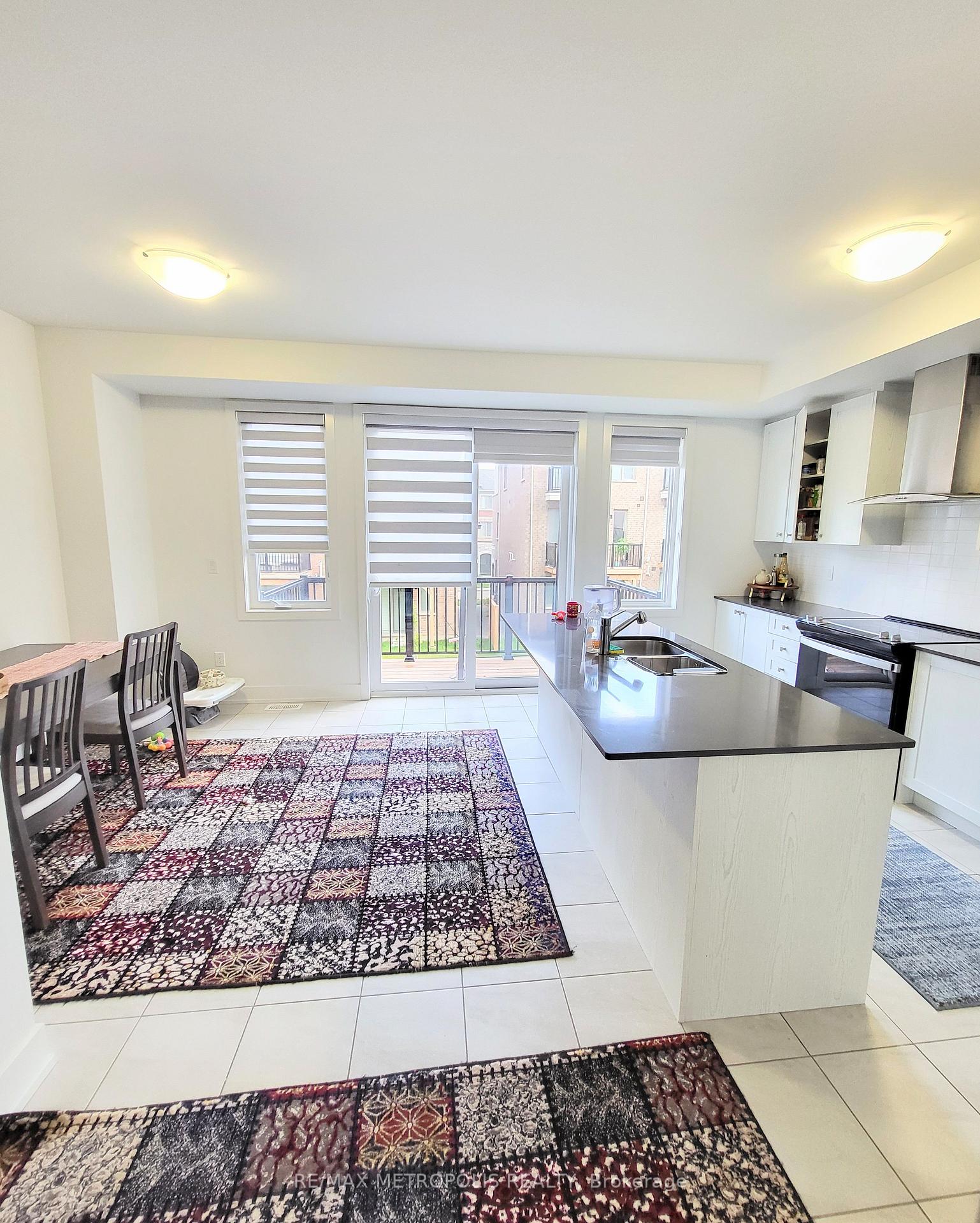Photo 15 of 29 Sobczak Drive, Whitby, Port Whitby — HOMEH