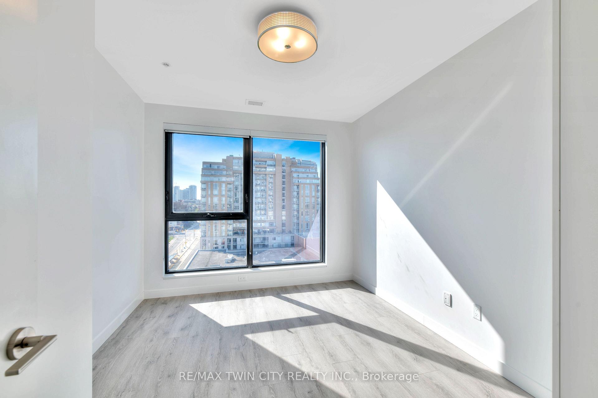 Photo 19 of Unit 914, 181 King Street S, Waterloo — HOMEH