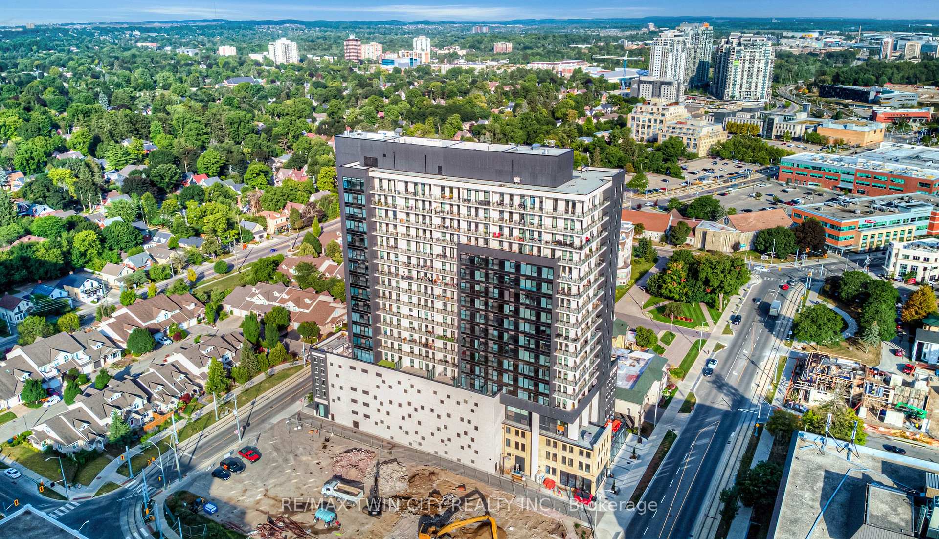Photo 46 of Unit 914, 181 King Street S, Waterloo — HOMEH