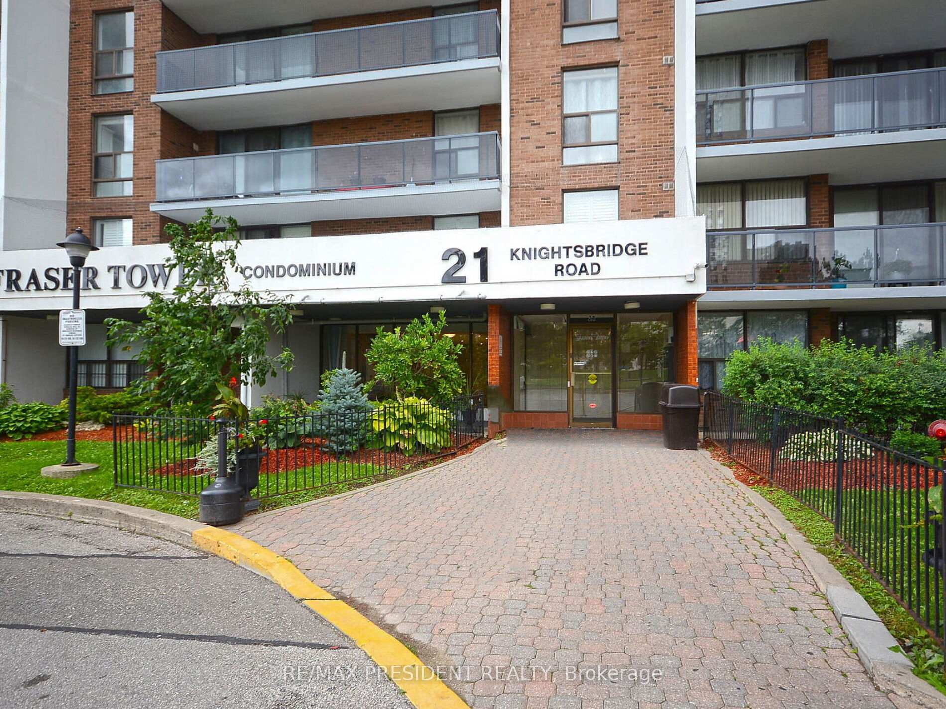 Photo 2 of Unit 1209, 21 Knightsbridge Road, Brampton, Queen Street Corridor — HOMEH