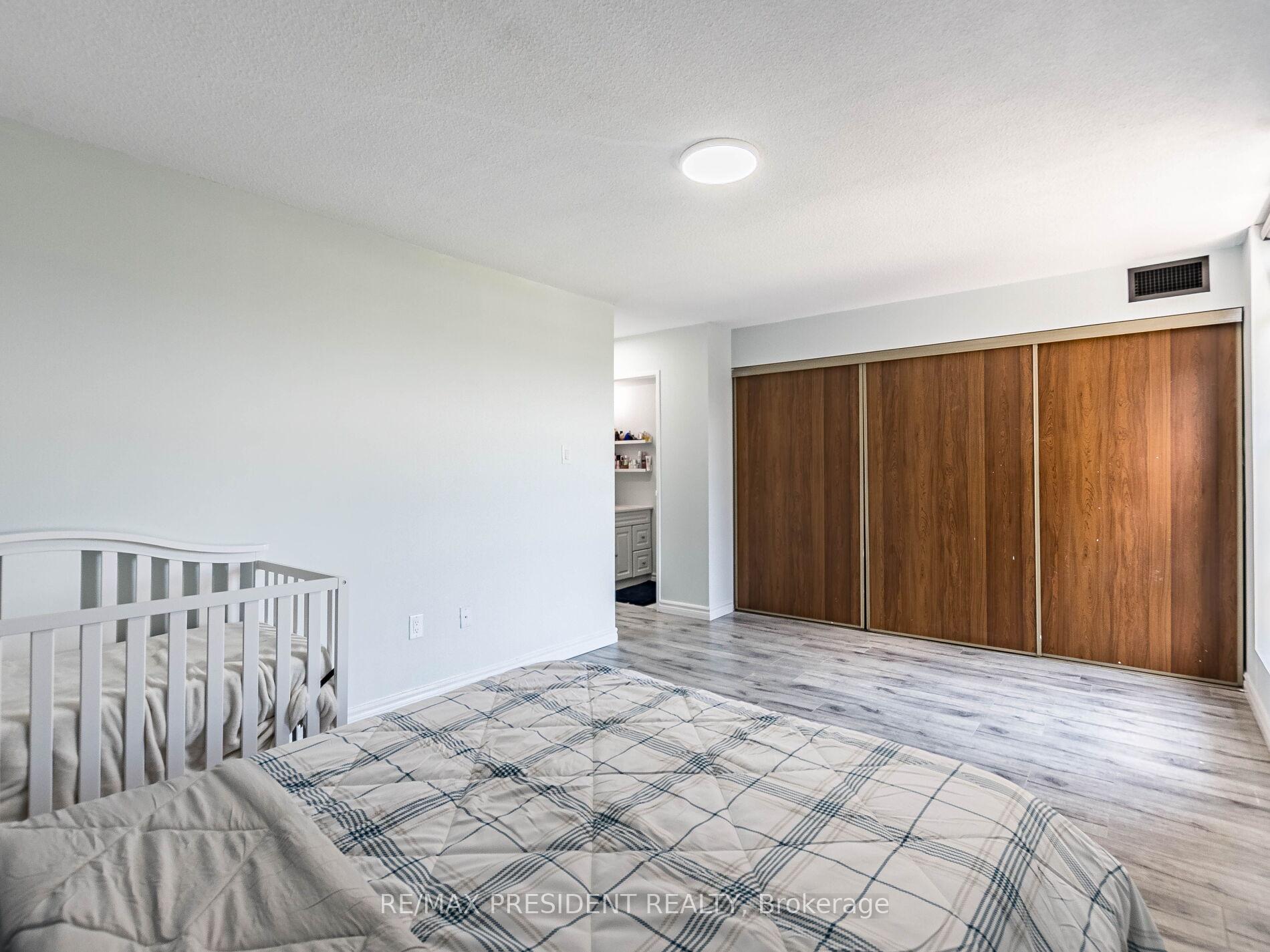 Photo 23 of Unit 1209, 21 Knightsbridge Road, Brampton, Queen Street Corridor — HOMEH