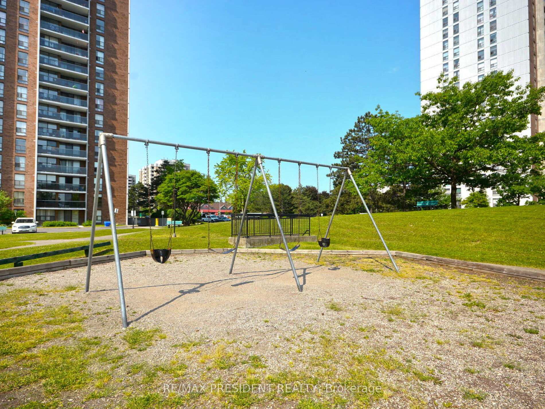 Photo 34 of Unit 1209, 21 Knightsbridge Road, Brampton, Queen Street Corridor — HOMEH