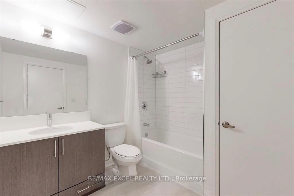 Photo 5 of Unit 1005, 58 Lakeside Terrace, Barrie, Little Lake — HOMEH