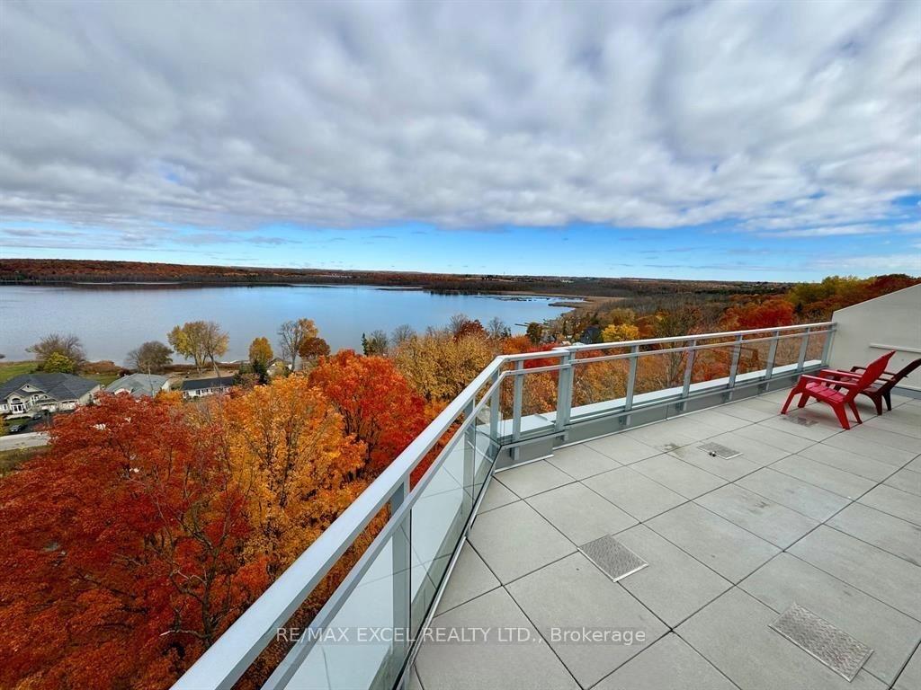 Photo 11 of Unit 1005, 58 Lakeside Terrace, Barrie, Little Lake — HOMEH