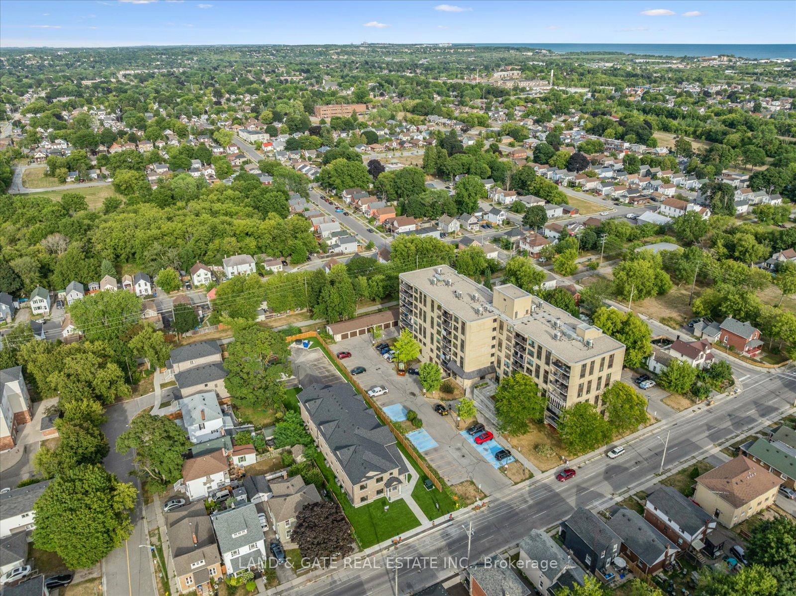 Photo 31 of Unit 4, 223 Albert Street, Oshawa, Central — HOMEH