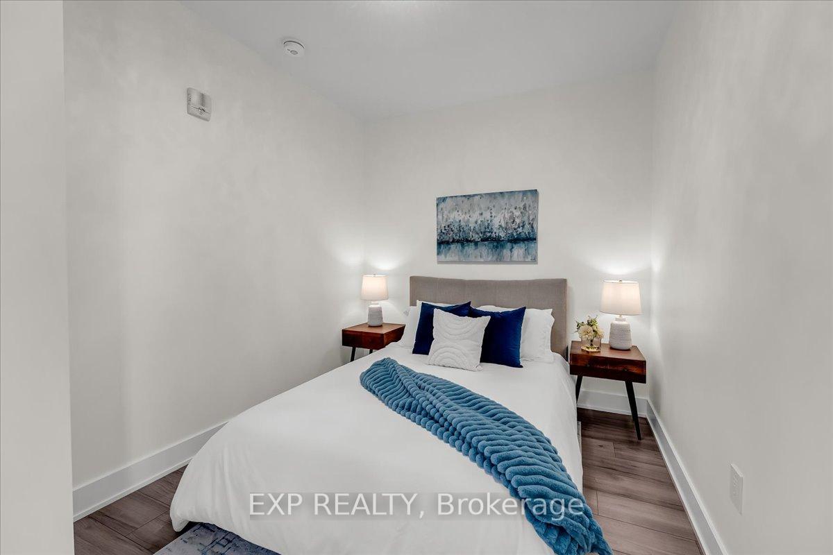 Photo 12 of Unit 410, 8 Culinary Lane, Barrie, Innis-Shore — HOMEH
