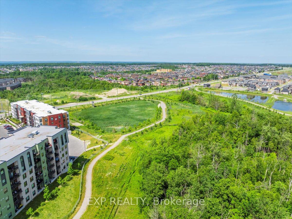 Photo 37 of Unit 410, 8 Culinary Lane, Barrie, Innis-Shore — HOMEH