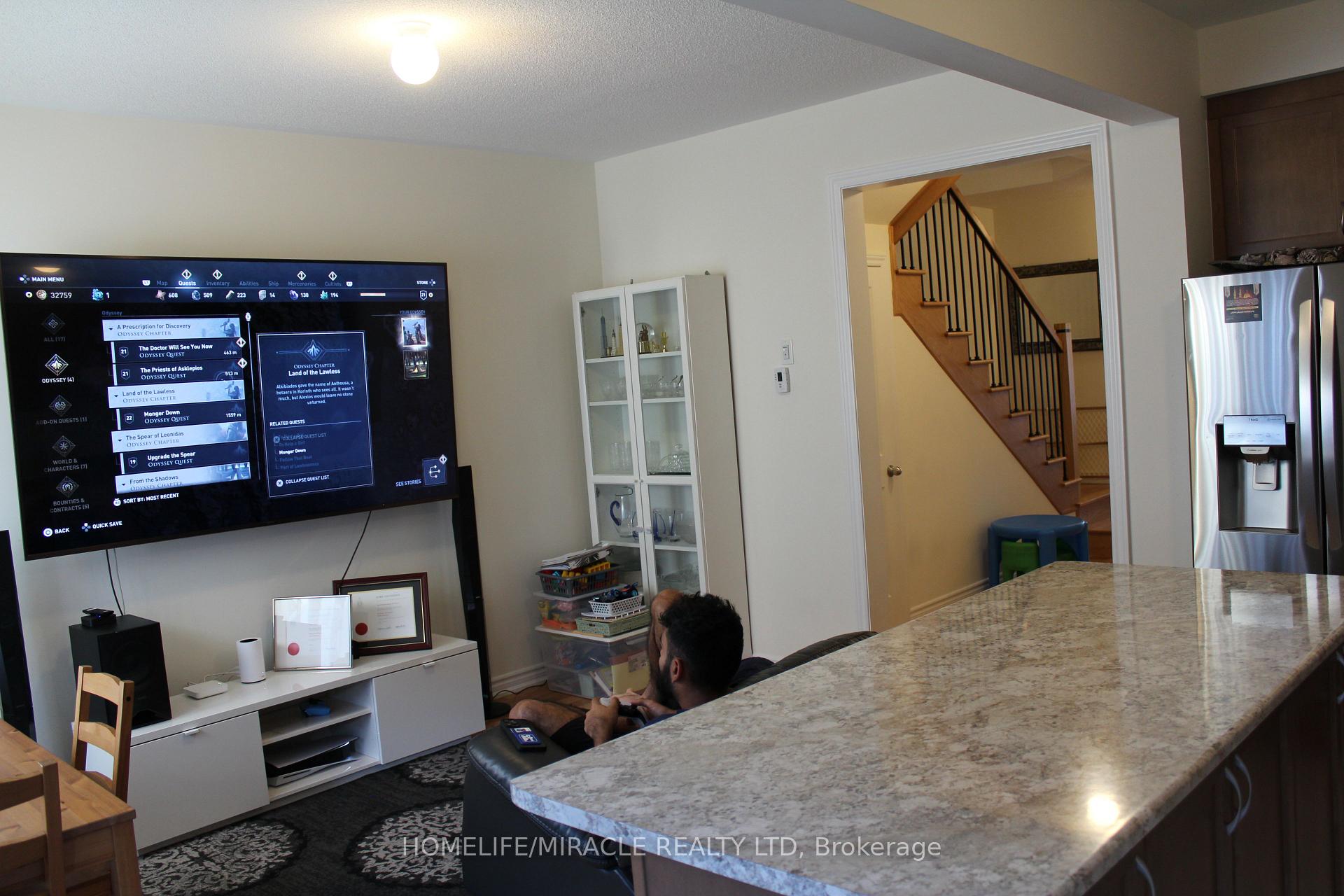 Photo 11 of 1108 Cameo Street, Pickering, Rural Pickering — HOMEH