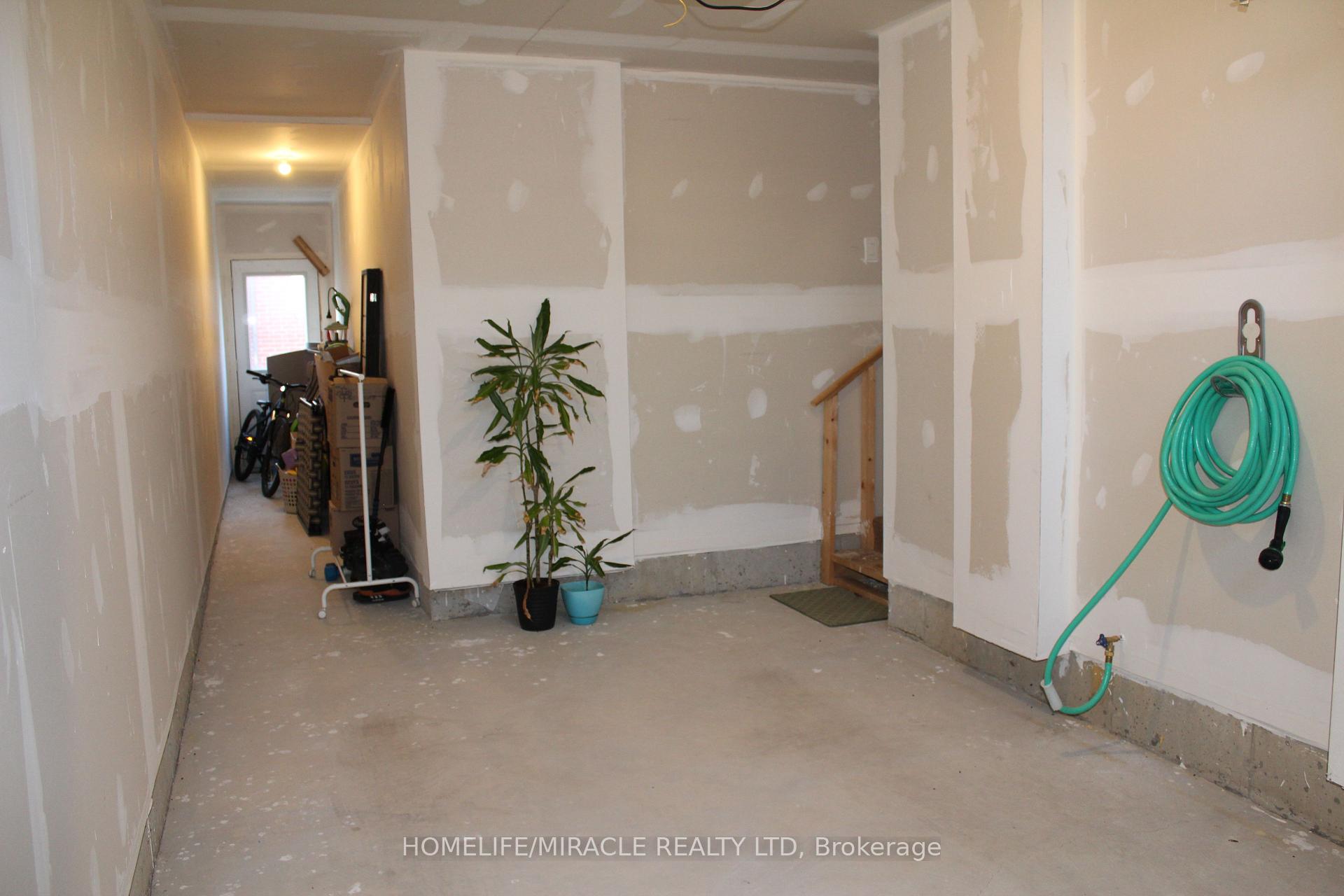 Photo 18 of 1108 Cameo Street, Pickering, Rural Pickering — HOMEH