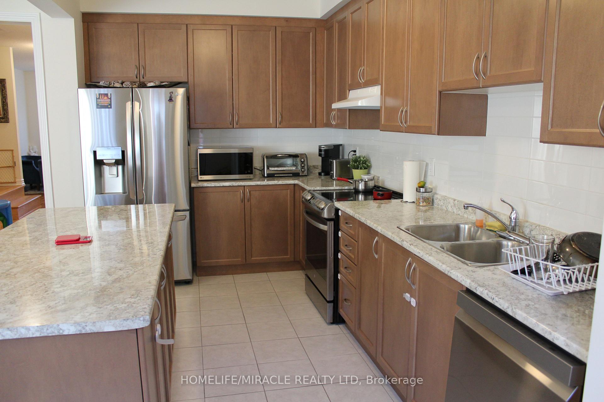 Photo 19 of 1108 Cameo Street, Pickering, Rural Pickering — HOMEH