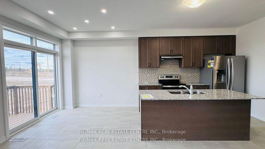 Photo 2 of 1124 Pisces Trail, Pickering, Rural Pickering — HOMEH