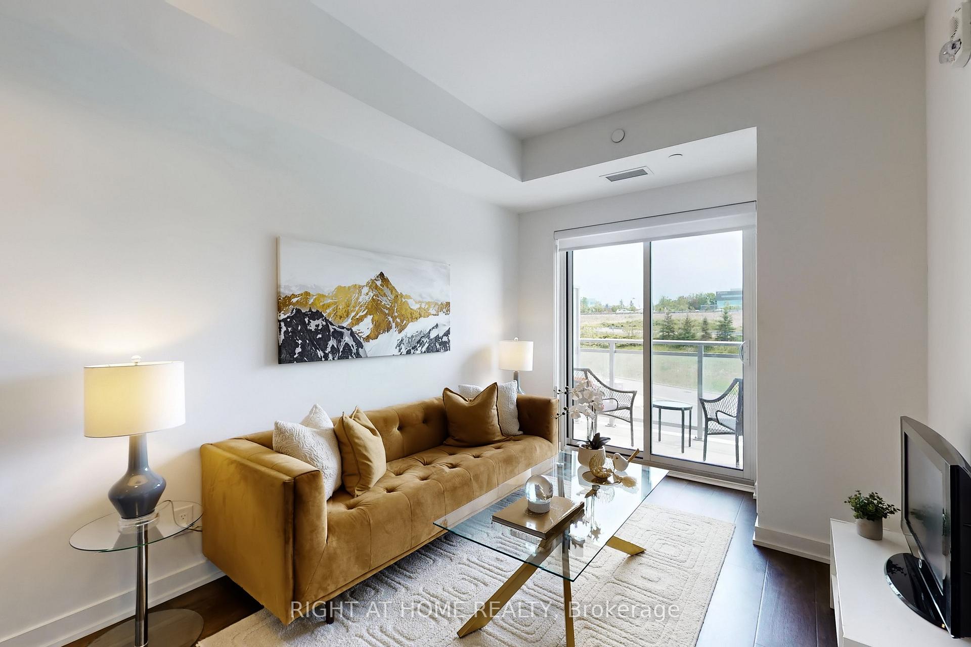 Photo 3 of Unit 314, 56 Lakeside Terrace, Barrie, Little Lake — HOMEH