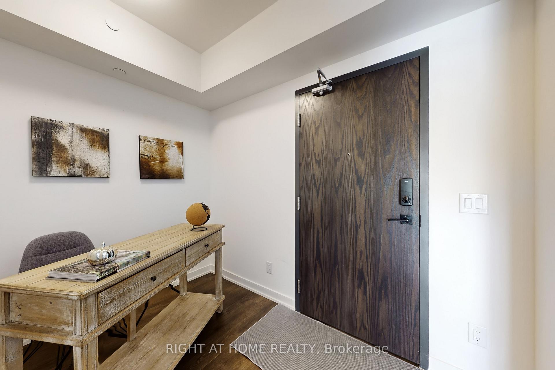 Photo 4 of Unit 314, 56 Lakeside Terrace, Barrie, Little Lake — HOMEH